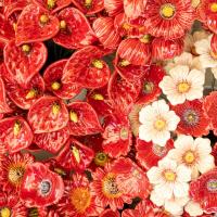 Elegante Keramikblume für Kunsthandwerkermesse